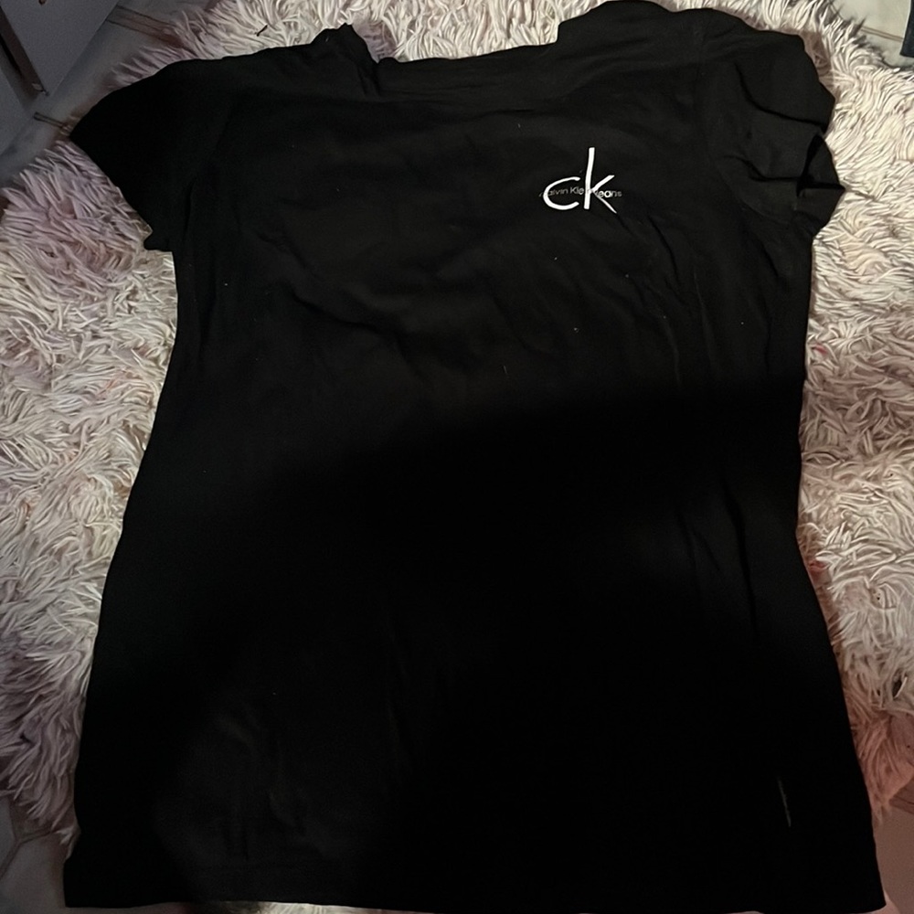 calvin klein gender neutral short sleeve shirt size medium